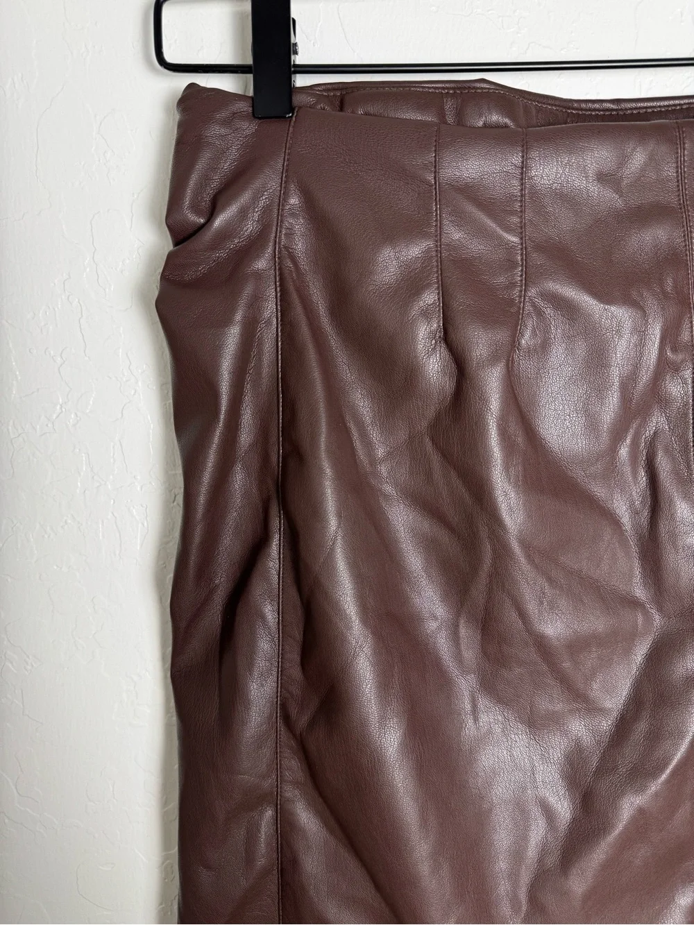 House of Harlow 1960 Brown Ruched Faux Leather Pencil Skirt